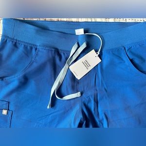Figs L KADE CARGO PANTS T21004 - Royal Blue - BRAND NEW WITH TAGS